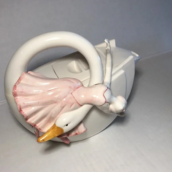 SWANLAKE TEAPOT - Picture 7 of 16